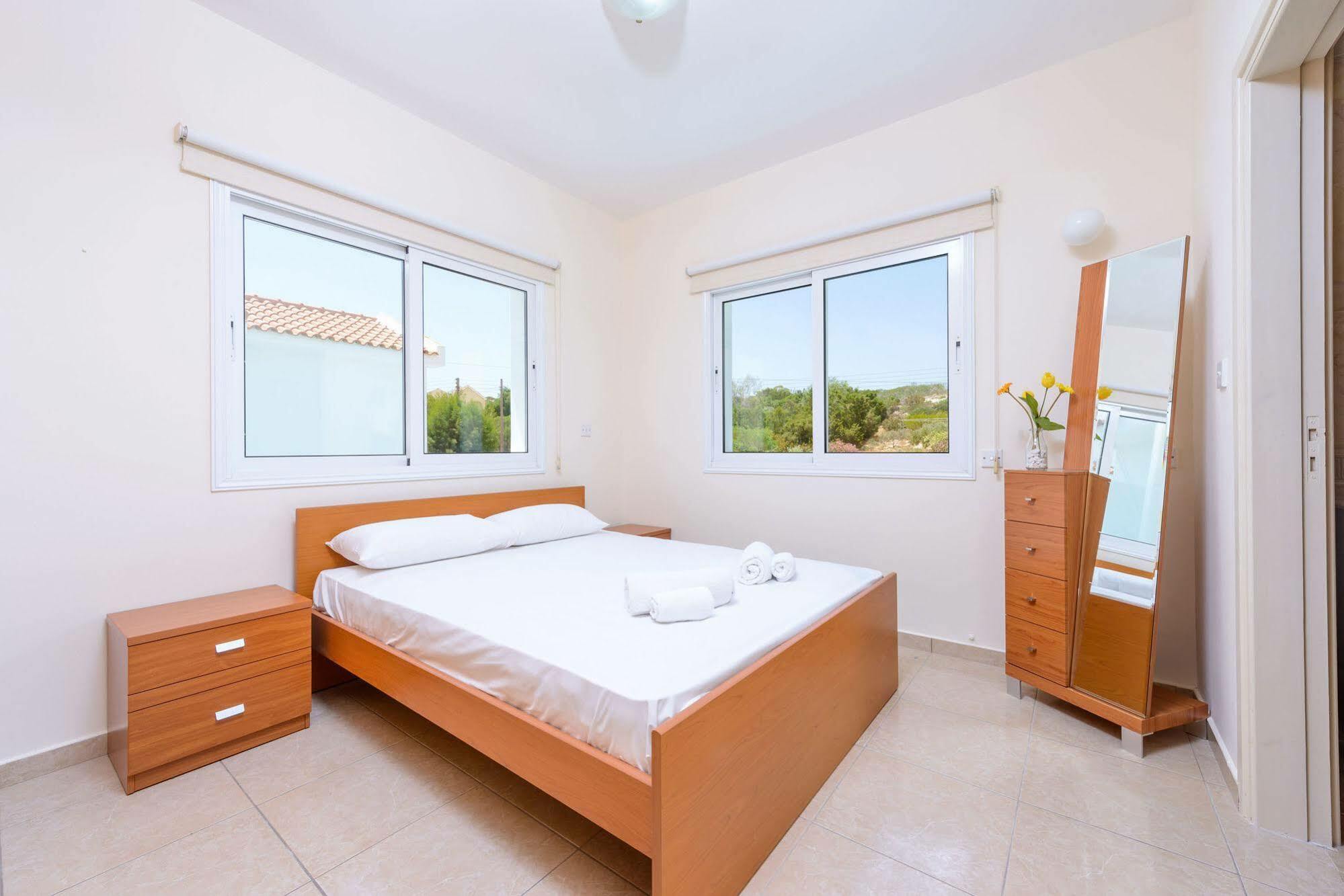 פרוטאראס Zacharia Villas מראה חיצוני תמונה