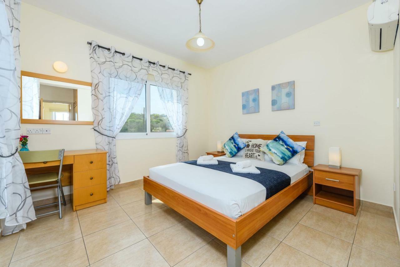 פרוטאראס Zacharia Villas חדר תמונה